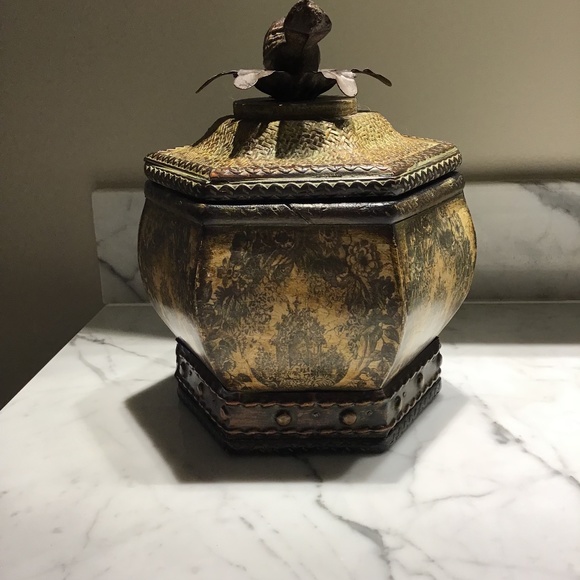 Urban Barn Decorative Ginger Jar - Picture 1 of 6